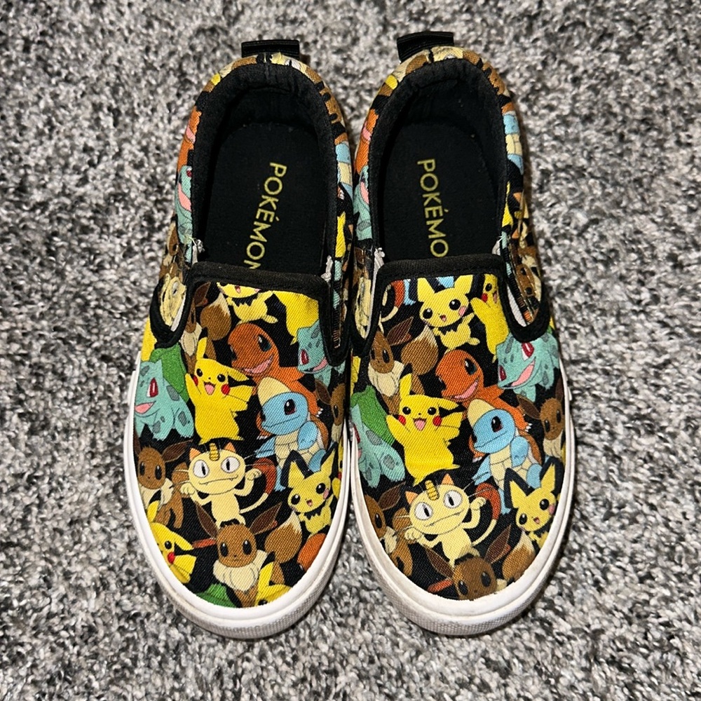 Ground Up Pokemon slip on sneakers boys toddler size 12